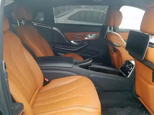 WDDUX8ABXKA446686 2019 MERCEDES-BENZ S MERCEDES-MAYBACH S650-5