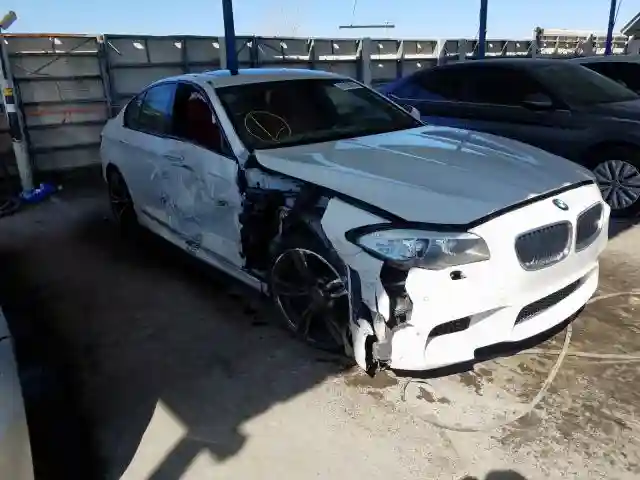 WBSFV9C53DD095667 2013 BMW M5-0