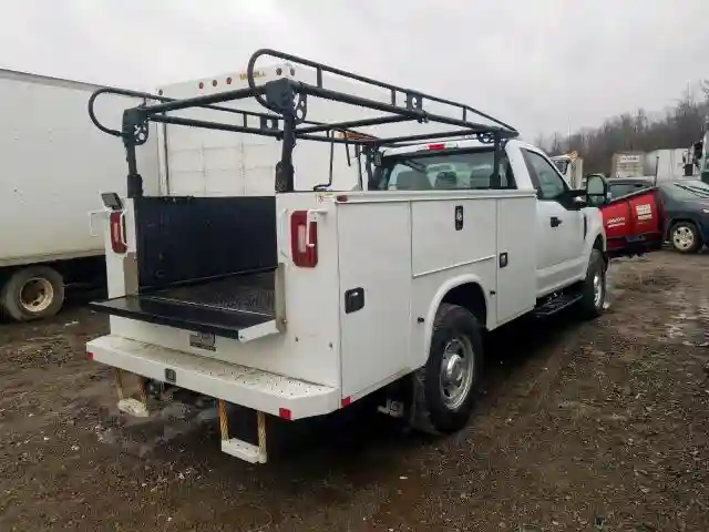 1FDRF3F60JEC11721 2018 FORD F350 SUPER DUTY-3