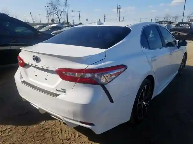 4T1B21HK0KU012106 2019 TOYOTA CAMRY HYBRID-3