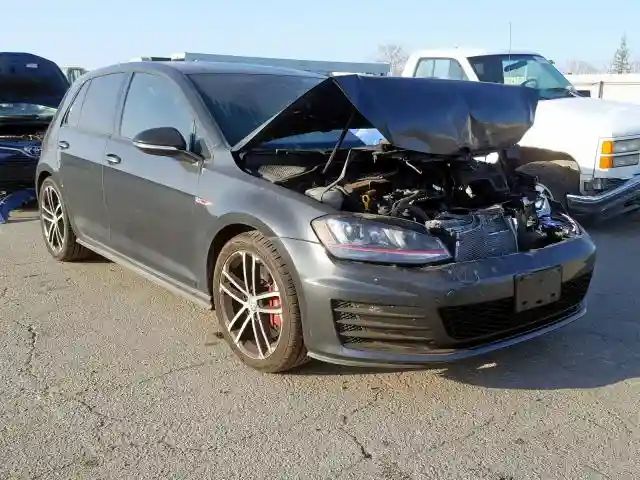 3VW447AUXHM058557 2017 VOLKSWAGEN GTI S/SE-0