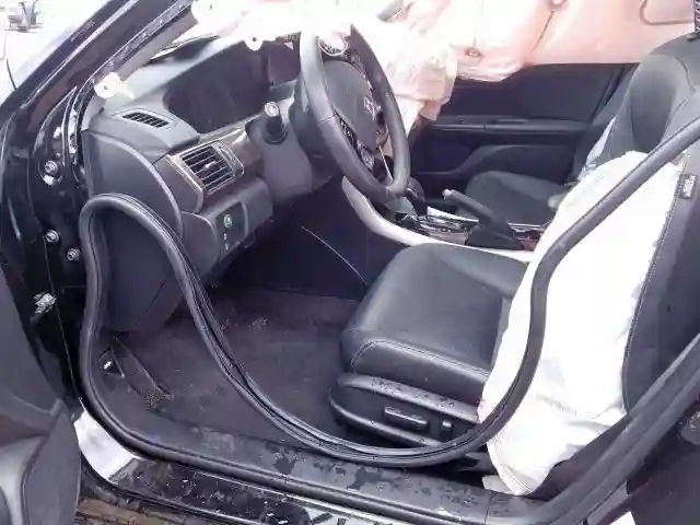 JHMCR6F51HC018511 2017 HONDA ACCORD HYBRID EXL-4