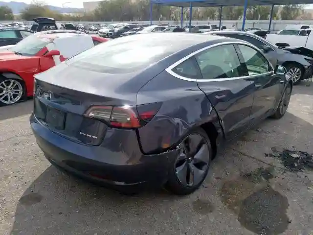 5YJ3E1EBXKF390799 2019 TESLA MODEL 3-3
