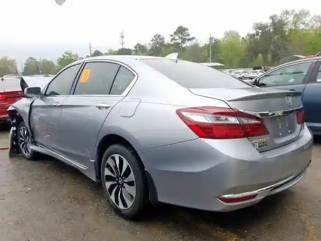 JHMCR6F73HC010816 2017 HONDA ACCORD TOURING HYBRID-2