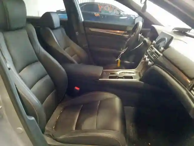 1HGCV2F30JA050597 2018 HONDA ACCORD SPORT-4