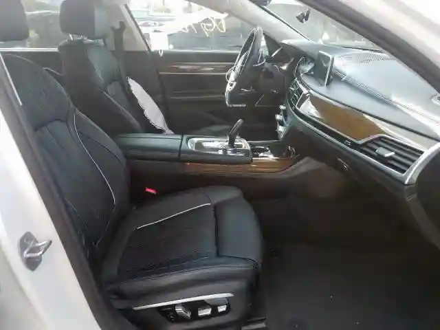 WBA7E2C55GG547489 2016 BMW 740 I-4