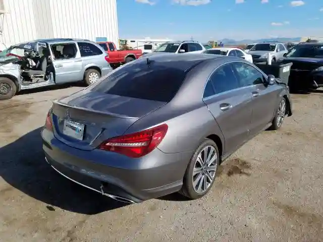 WDDSJ4EB2JN600858 2018 MERCEDES-BENZ CLA 250-3