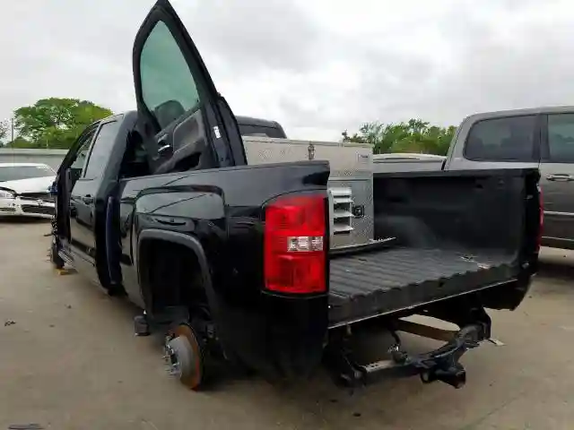 1GTV2LEC3JZ345993 2018 GMC SIERRA K1500-2