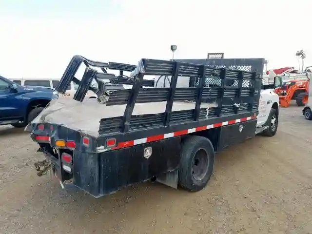 3D6WF4ELXBG570437 2011 DODGE RAM 3500 ST-3
