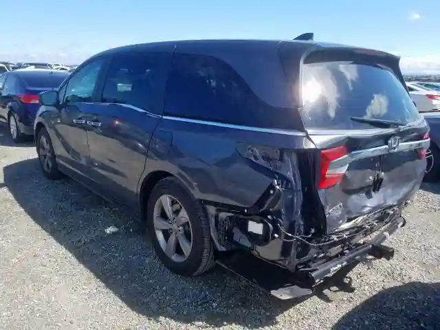 5FNRL6H78JB028151 2018 HONDA ODYSSEY EXL-2