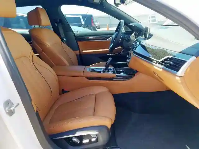 WBA7F0C35HGM21506 2017 BMW 750 I-4