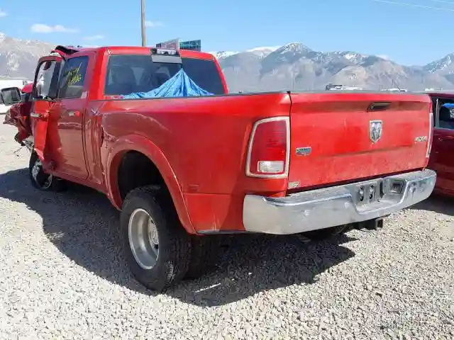 3C63RRJL4JG330891 2018 RAM 3500 LARAMIE-2