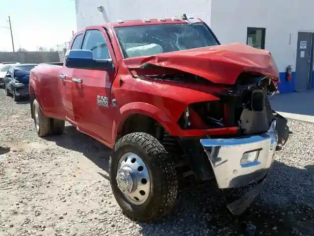 3C63RRJL4JG330891 2018 RAM 3500 LARAMIE-0