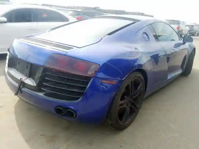 WUAAU34278N003095 2008 AUDI R8 4.2 QUATTRO-3