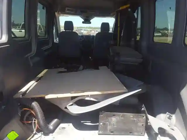1FTYE2CM7KKA19148 2019 FORD TRANSIT T-150-5