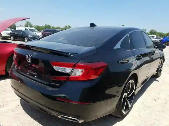 1HGCV1F3XKA025721 2019 HONDA ACCORD SPORT-3