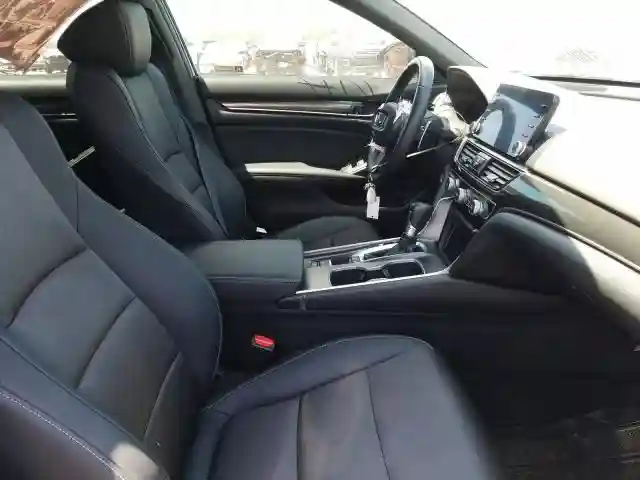 1HGCV1F3XKA025721 2019 HONDA ACCORD SPORT-4