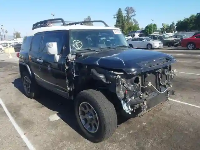 JTEBU4BF3BK111179 2011 TOYOTA FJ CRUISER-0