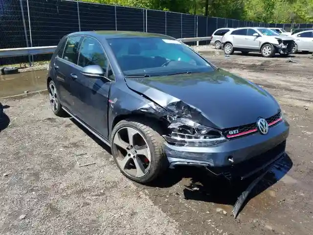 3VW547AU9JM282008 2018 VOLKSWAGEN GTI S-0
