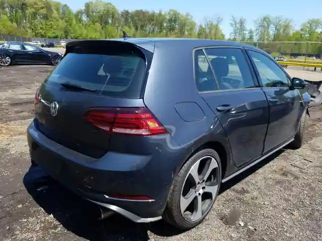 3VW547AU9JM282008 2018 VOLKSWAGEN GTI S-3