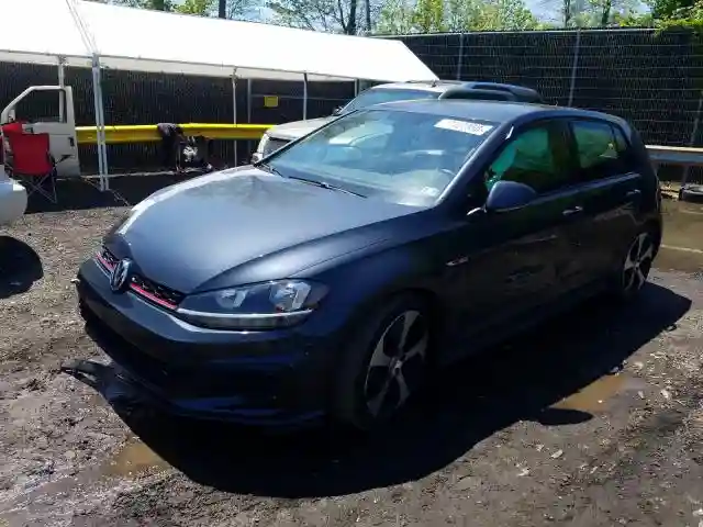 3VW547AU9JM282008 2018 VOLKSWAGEN GTI S-1