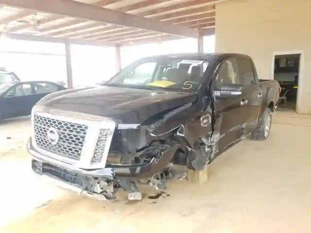 1N6AA1EK1HN571221 2017 NISSAN TITAN S-1
