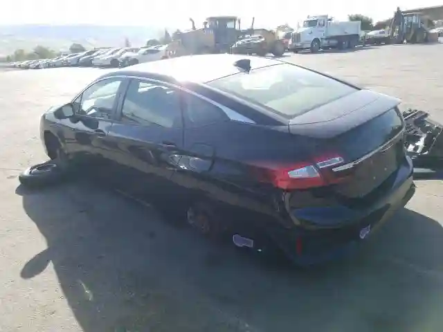 JHMZC5F37KC002566 2019 HONDA CLARITY TOURING-2