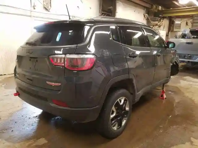 3C4NJDDB4JT404137 2018 JEEP COMPASS TRAILHAWK-3