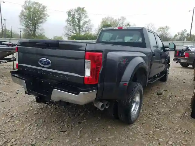 1FT8W3DT1HEB67764 2017 FORD F350 SUPER DUTY-3