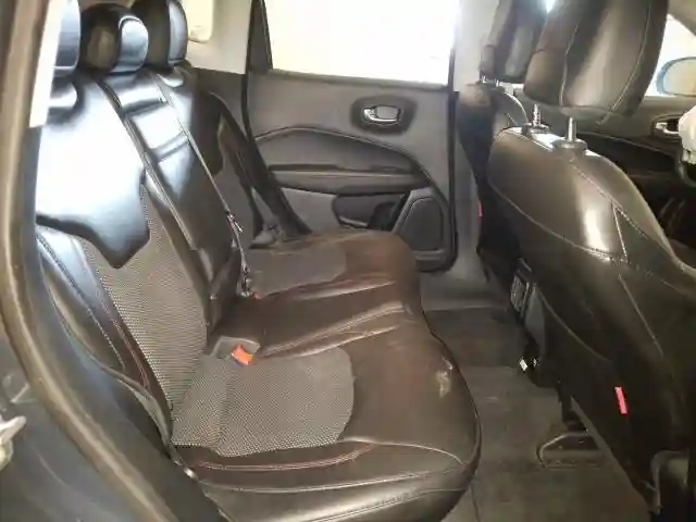 3C4NJDDB4JT404137 2018 JEEP COMPASS TRAILHAWK-5