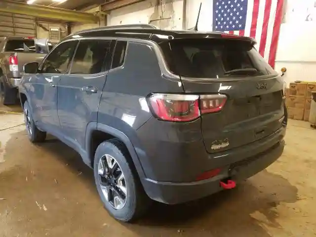 3C4NJDDB4JT404137 2018 JEEP COMPASS TRAILHAWK-2
