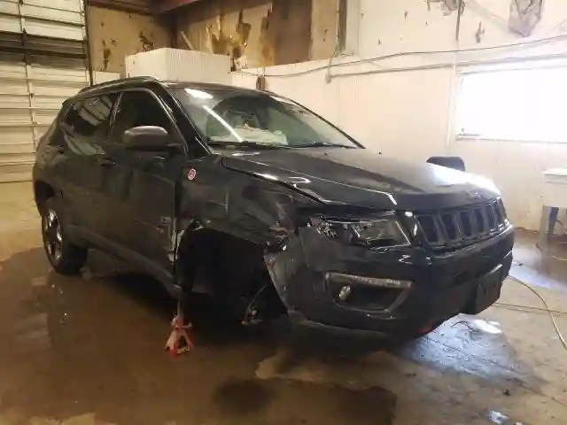 3C4NJDDB4JT404137 2018 JEEP COMPASS TRAILHAWK-0