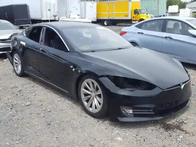 5YJSA1E27HF232436 2017 TESLA MODEL S-0