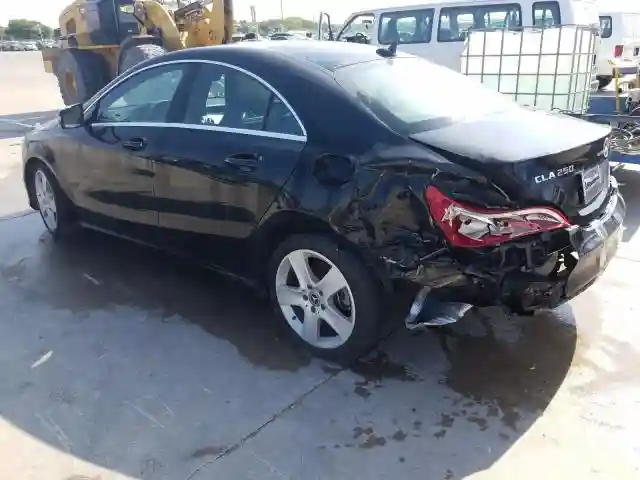 WDDSJ4EB8JN59739 2018 MERCEDES-BENZ CLA 250-2