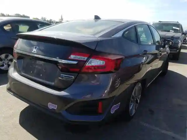 JHMZC5F38KC002415 2019 HONDA CLARITY TOURING-3