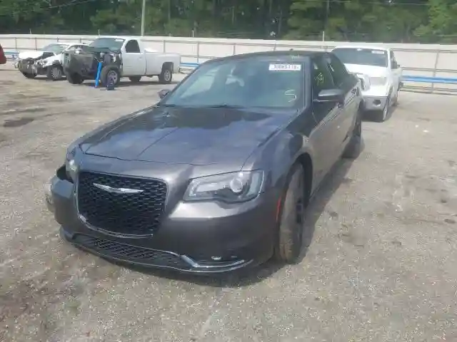 2C3CCABG3KH533449 2019 CHRYSLER 300 S-1