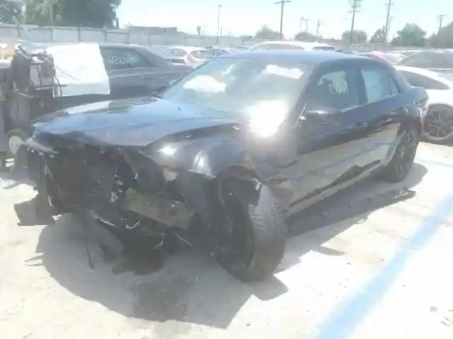 2C3CCABG3KH601135 2019 CHRYSLER 300 S-1