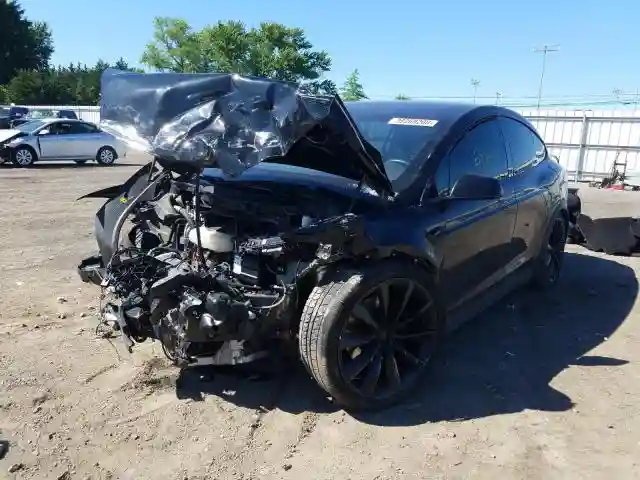 5YJXCDE28HF077512 2017 TESLA MODEL X-1
