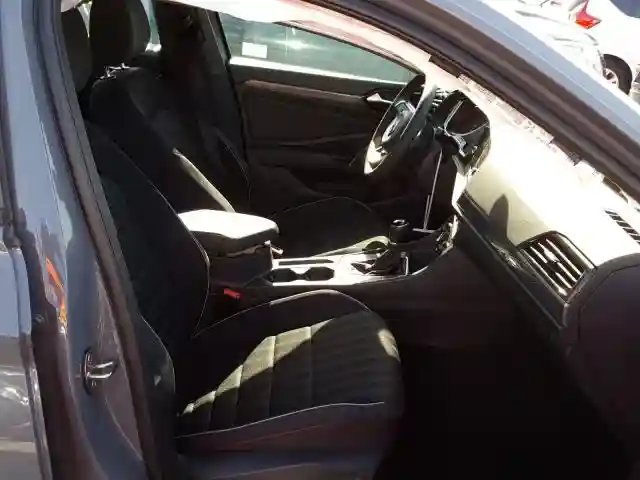 3VW5T7BU2KM197126 2019 VOLKSWAGEN JETTA GLI-4