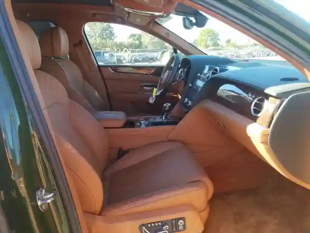 SJAAC2ZV0HC015387 2017 BENTLEY BENTAYGA-4