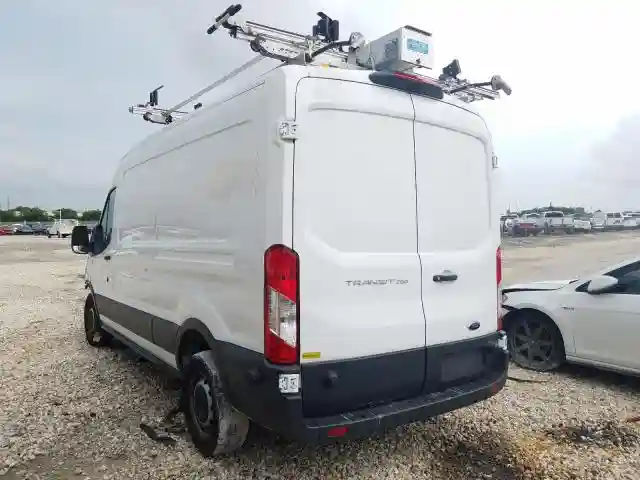 1FTYR2CM1JKB28000 2018 FORD TRANSIT T-250-2