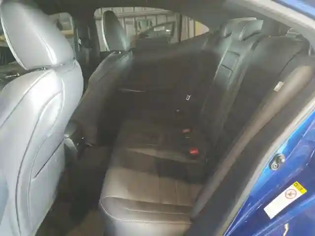 JTHBA1D24G5031769 2016 LEXUS IS 200T-5