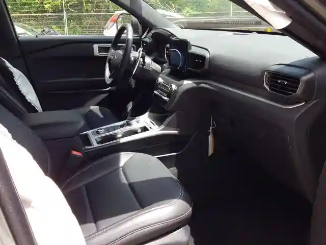 1FMSK8DH5LGB91231 2020 FORD EXPLORER XLT-4
