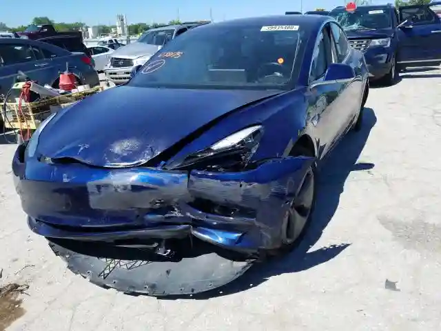 5YJ3E1EA2JF038175 2018 TESLA MODEL 3-1