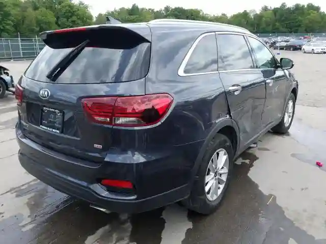 5XYPGDA39KG544035 2019 KIA SORENTO L-3
