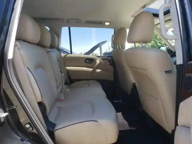 JN8AY2NDXKX010795 2019 NISSAN ARMADA SV-5