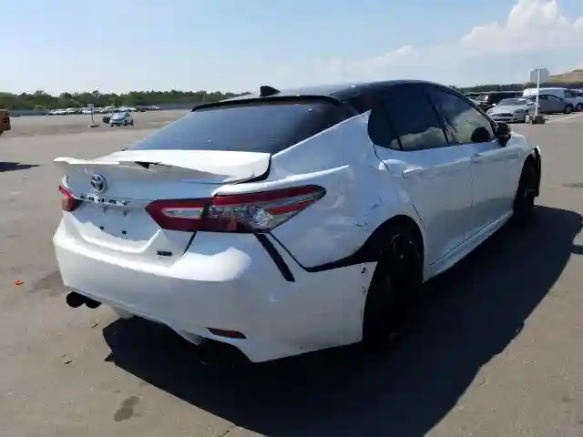 4T1B61HKXKU266863 2019 TOYOTA CAMRY XSE-3