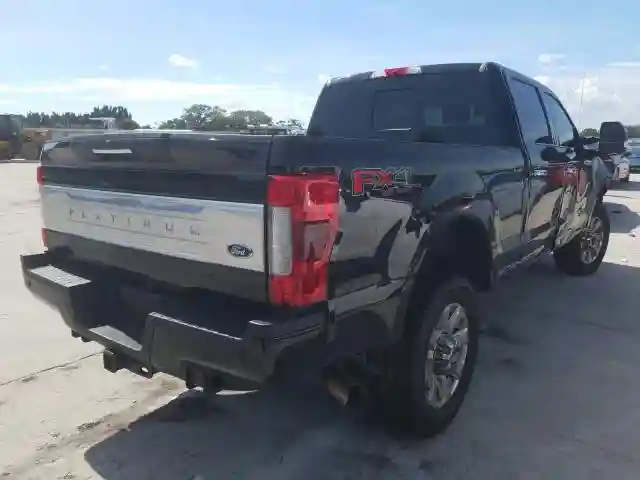1FT8W3BT4JEB16560 2018 FORD F350 SUPER DUTY-3