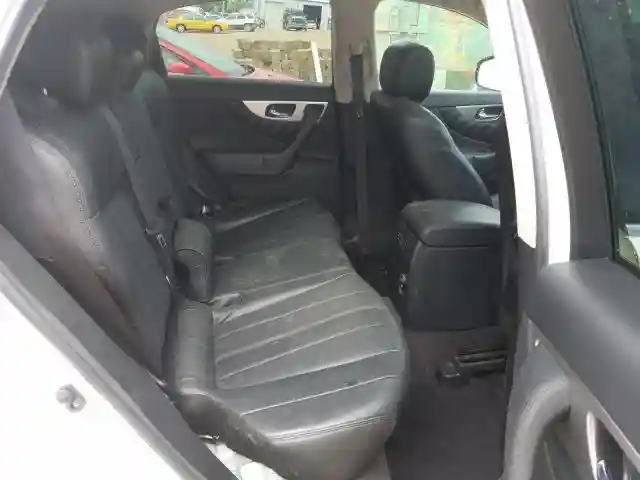 JN8CS1MW3HM412241 2017 INFINITI QX70-5
