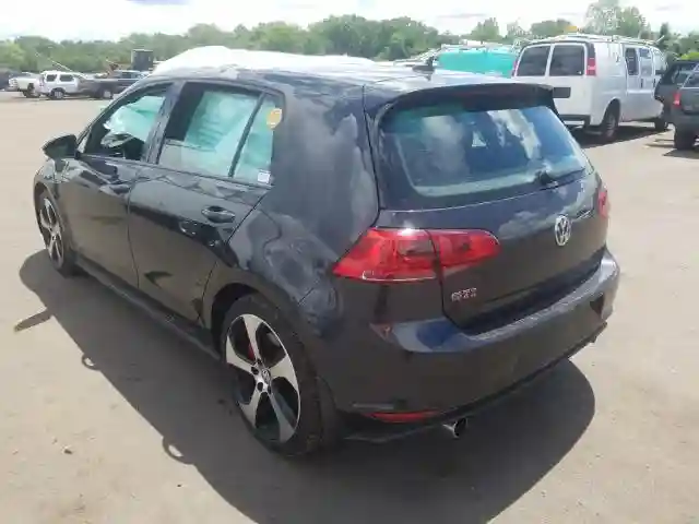 3VW547AU4GM063580 2016 VOLKSWAGEN GTI S/SE-2